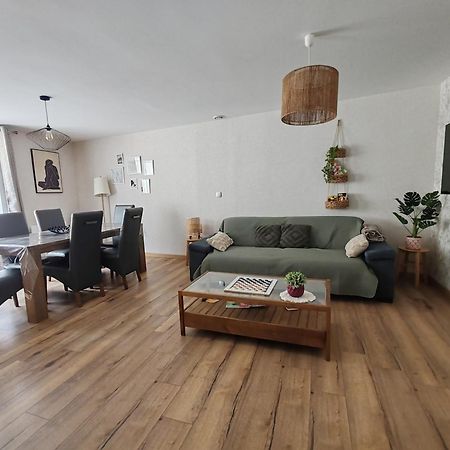 Maisondeville_Le_Cent_Un Angoulême Esterno foto