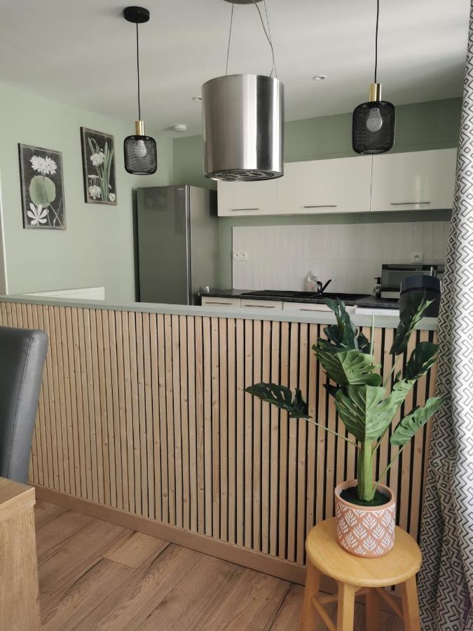 Maisondeville_Le_Cent_Un Angoulême Esterno foto