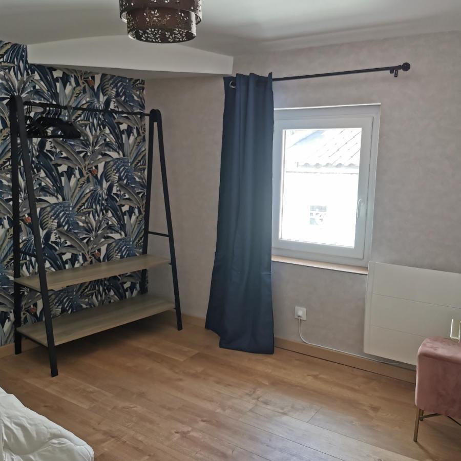 Maisondeville_Le_Cent_Un Angoulême Esterno foto