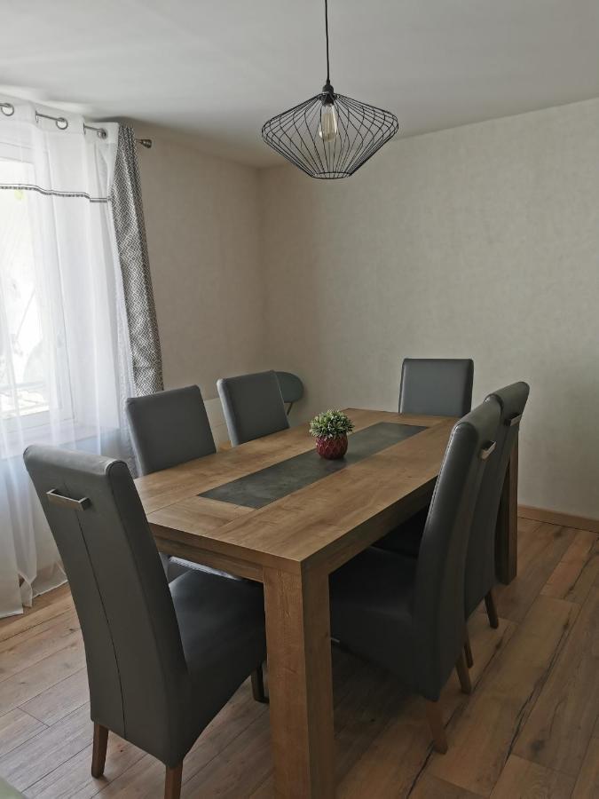 Maisondeville_Le_Cent_Un Angoulême Esterno foto