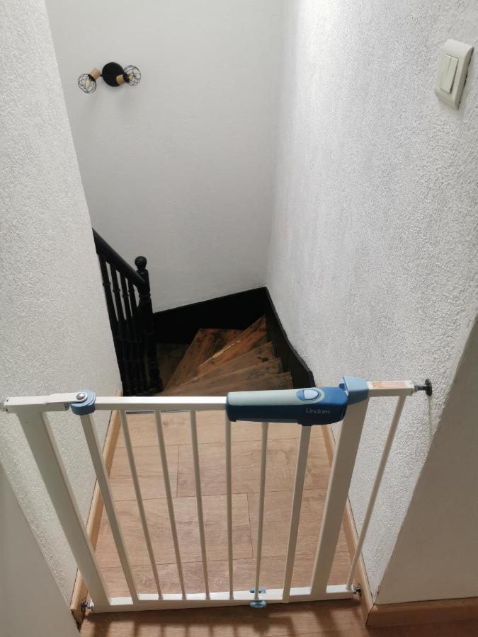 Maisondeville_Le_Cent_Un Angoulême Esterno foto