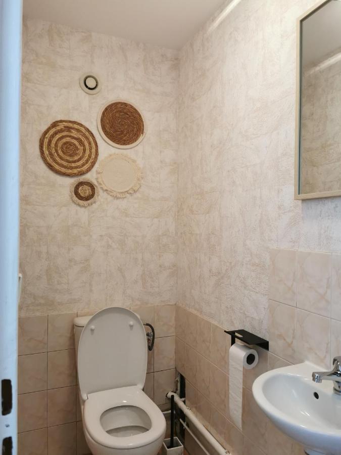 Maisondeville_Le_Cent_Un Angoulême Esterno foto